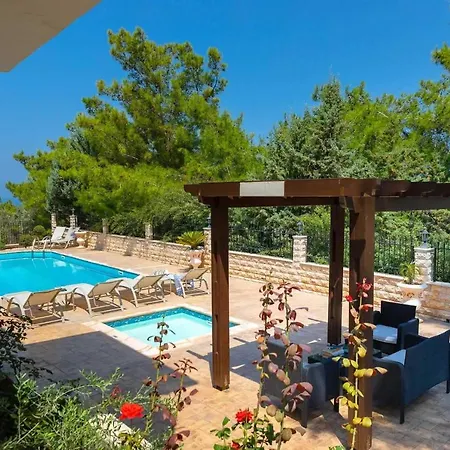 Pine Retreat Villa Argaka